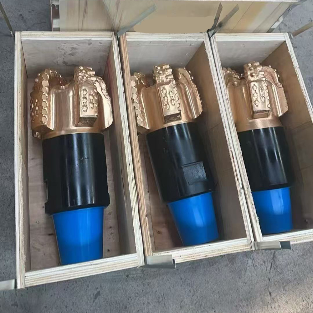 Connection thread of the 8.5-inch 5-blade PDC drill bit