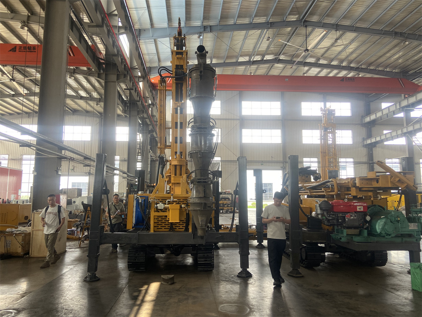 Before Purchasing the PV390R Four-Cylinder 360° Rotary Hydraulic Pile Driver, How to Judge How Much Whole-Machine Repositioning 360° Rotation and Telescopic Compensation Can Reduce Based on Pile Arrangement Density?