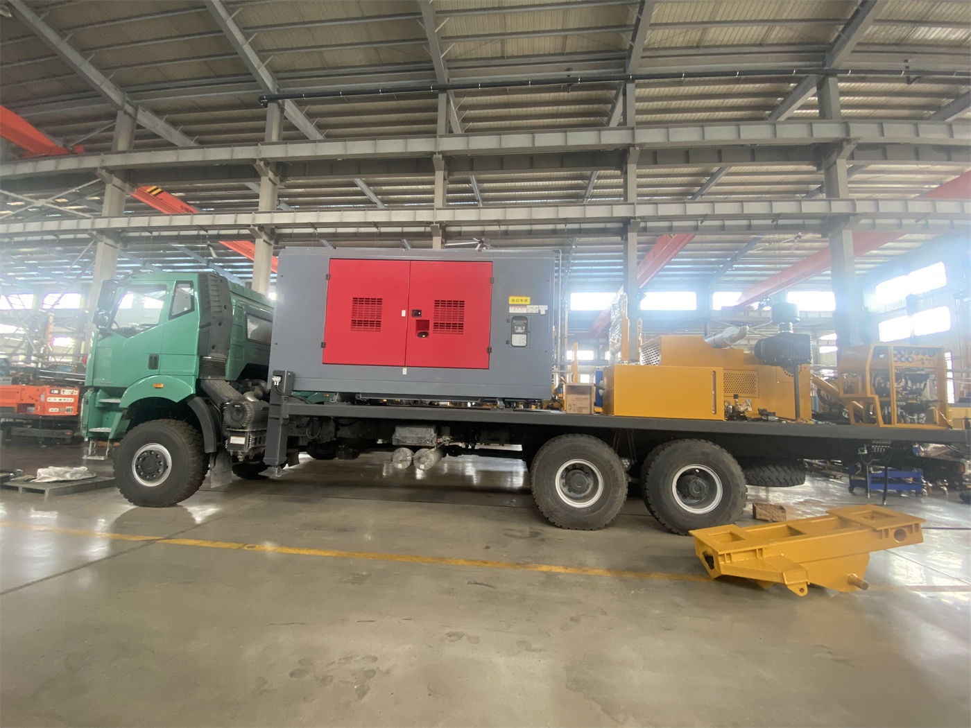 Between Village Roads and Field Ridges: The Working Scenario of a 260 m Crawler Water Well Drilling Rig
