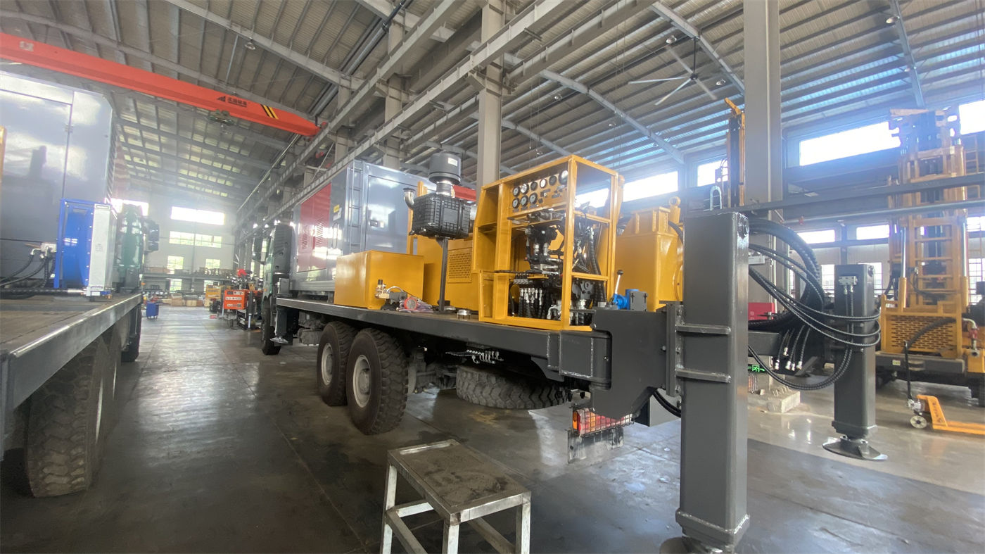 How Deep Can a 300-Meter-Class Drill Rig Reach in Rock?