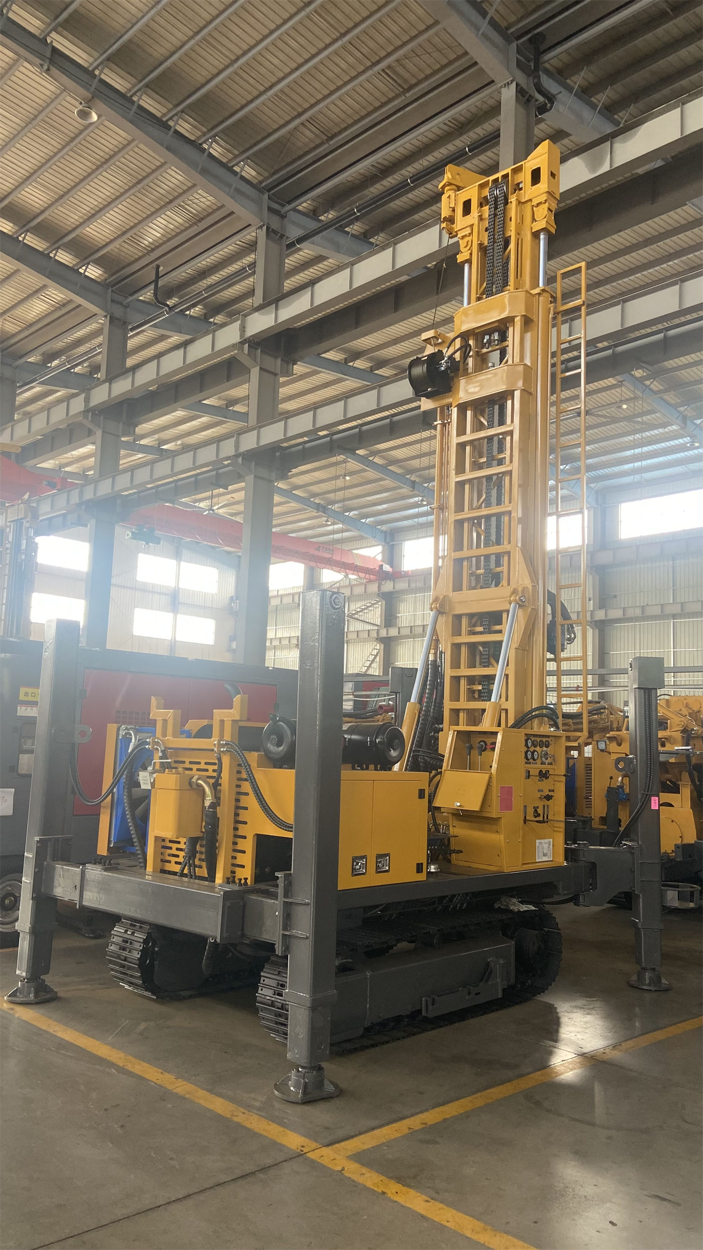 When Purchasing a 600-Meter Water Well Drilling Rig, How Do You Determine if Lifting Force and Rotary Torque Are Sufficient Based on Hole Diameter, Depth, and Formation Combination?
